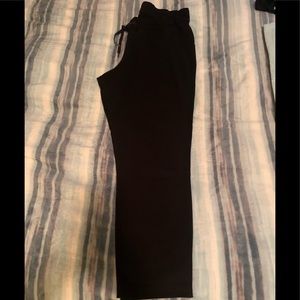 Lululemon on the fly 7/8 pant.